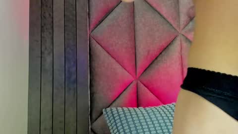 Snapshot of briaconner_ chatting on February 2026 02:51:01 AM B R I A online show from February 2026 02:51:01 AM