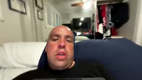 Snapshot of brian202590620 chatting on November 2025 02:15:01 PM brian202590620 online show from November 2025 02:15:01 PM