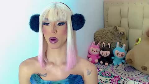 BRIANA online show from November 2025 02:55:01 AM