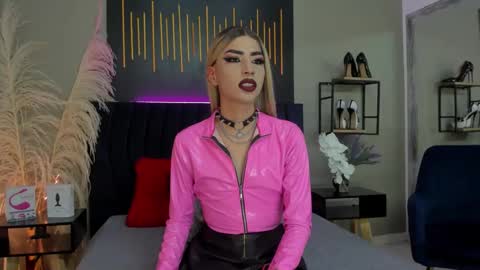 Snapshot of briana_white chatting on February 2025 08:13:02 PM briana_white online show from February 2025 08:13:02 PM