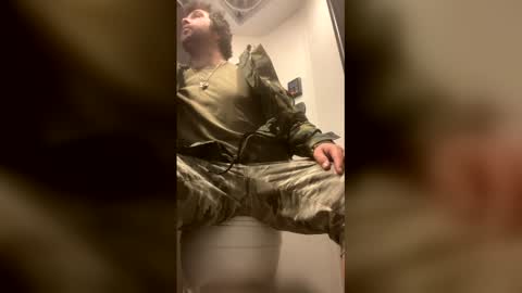 Snapshot of brianlong10 chatting on February 2026 12:51:02 AM PineApple online show from February 2026 12:51:02 AM