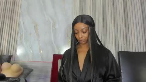 Brianna Chelsea  online show from October 2025 12:24:02 PM