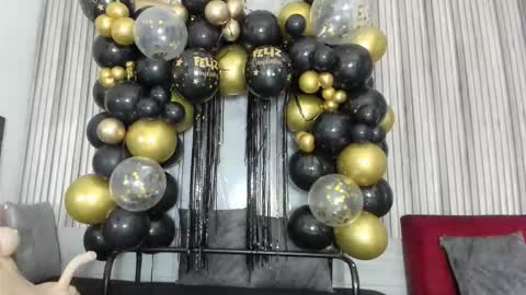 Brianna Chelsea  online show from October 2025 12:39:01 PM