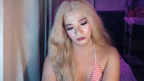 Snapshot of bridgettlovesyou chatting on January 2025 11:06:01 AM BRIDGETT online show from January 2025 11:06:01 AM