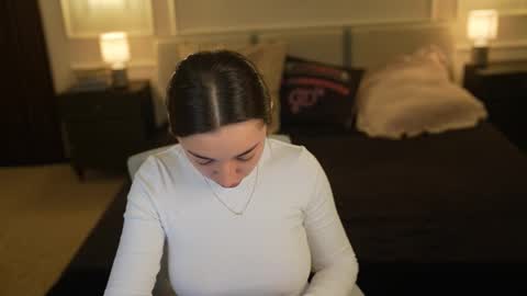 Diamonds Girls online show from October 2025 08:18:01 AM