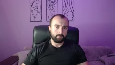 brindlefly69 online show from September 2025 11:34:02 AM