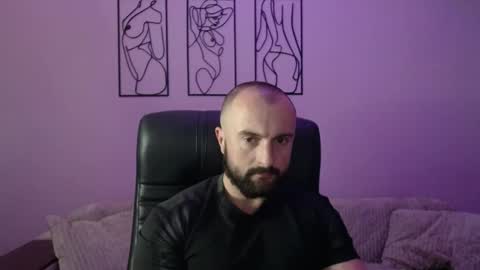 brindlefly69 online show from September 2025 11:14:01 AM