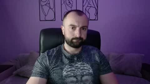 brindlefly69 online show from March 2026 11:54:02 AM