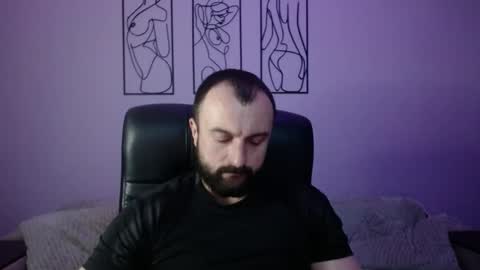 brindlefly69 online show from April 2026 10:41:01 AM