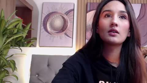  B R I N N A   online show from December 2024 03:58:01 PM