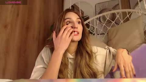  B R I N N A   online show from October 2025 11:36:01 PM