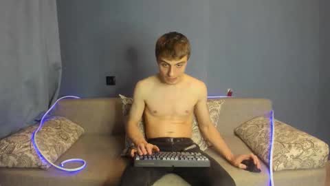 bristlebback online show from October 2025 04:41:01 PM