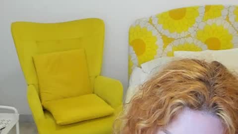 Snapshot of britishmilfpenelope chatting on May 2026 02:51:02 AM Penelope online show from May 2026 02:51:02 AM