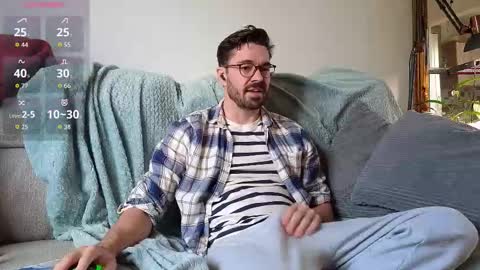 Snapshot of britishpoet chatting on September 2025 11:14:01 AM Callum online show from September 2025 11:14:01 AM