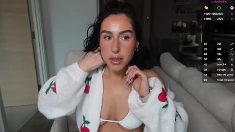 Snapshot of britishsofia chatting on February 2026 10:09:01 AM British Sofia online show from February 2026 10:09:01 AM