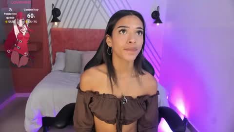 britney_collins_ online show from May 2026 01:19:01 PM