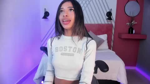 britney_collins_ online show from May 2026 01:07:02 PM