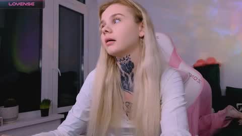 Britney online show from March 2026 06:24:01 PM