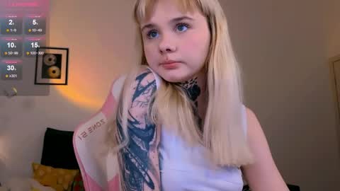 Britney online show from April 2026 07:07:02 PM