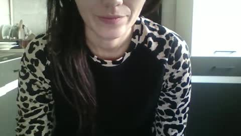 Snapshot of britneyamy chatting on December 2024 02:16:02 PM Britney online show from December 2024 02:16:02 PM