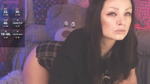 Snapshot of britneybarker chatting on December 2024 02:09:02 AM britneybarker online show from December 2024 02:09:02 AM