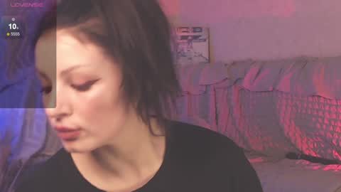 Snapshot of britneybarker chatting on December 2024 05:15:02 AM britneybarker online show from December 2024 05:15:02 AM