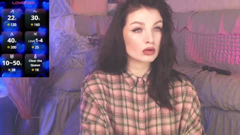 Snapshot of britneybarker chatting on December 2024 02:51:01 AM britneybarker online show from December 2024 02:51:01 AM