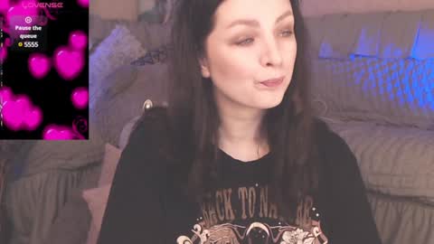 Snapshot of britneybarker chatting on February 2025 01:43:01 AM britneybarker online show from February 2025 01:43:01 AM