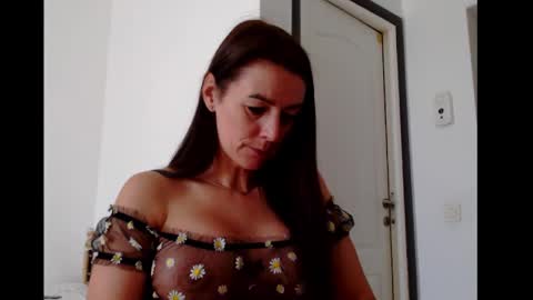 Snapshot of britneydivine chatting on September 2025 09:10:02 AM Britney online show from September 2025 09:10:02 AM