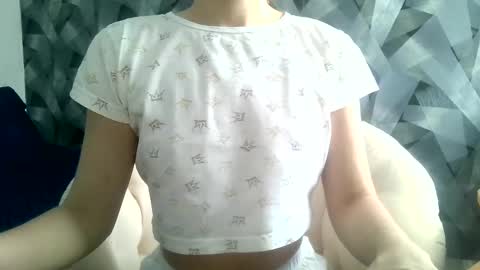 Snapshot of britneykittens chatting on January 2025 05:33:01 AM BritneyKittens online show from January 2025 05:33:01 AM