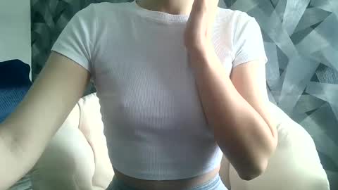 Snapshot of britneykittens chatting on January 2025 05:40:02 AM BritneyKittens online show from January 2025 05:40:02 AM