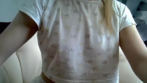 Snapshot of britneykittens chatting on February 2025 08:47:02 AM BritneyKittens online show from February 2025 08:47:02 AM