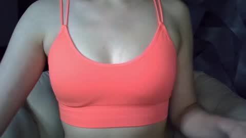 Snapshot of britneykittens chatting on March 2025 03:53:01 PM BritneyKittens online show from March 2025 03:53:01 PM