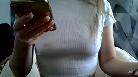 Snapshot of britneykittens chatting on March 2025 10:05:02 AM BritneyKittens online show from March 2025 10:05:02 AM