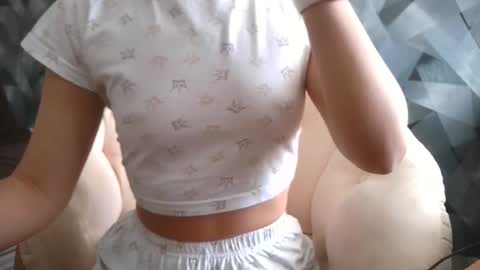 Snapshot of britneykittens chatting on September 2025 08:59:02 AM BritneyKittens online show from September 2025 08:59:02 AM