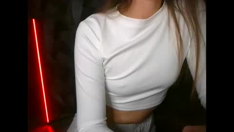 Snapshot of britneykittens chatting on October 2025 04:28:01 PM BritneyKittens online show from October 2025 04:28:01 PM