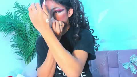 BRIYIT     online show from December 2024 12:38:02 PM