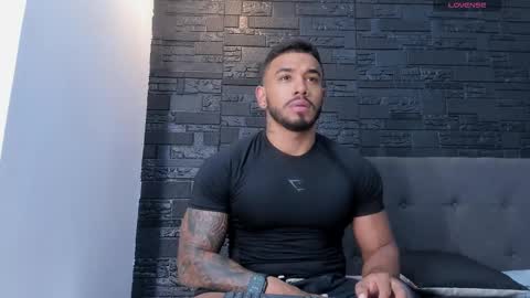 brock_hurn online show from November 2025 08:58:02 PM