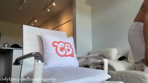 Snapshot of brodybiggs chatting on July 2026 11:00:01 PM Brody Biggs online show from July 2026 11:00:01 PM