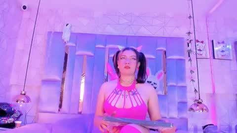     online show from March 2025 01:53:02 PM