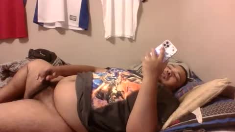 Snapshot of bronxforlife chatting on December 2025 05:44:02 AM bronxforlife online show from December 2025 05:44:02 AM