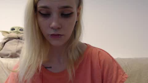 brookewylde_20 online show from April 2026 03:20:01 PM