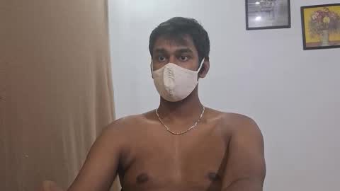 brownguy2505 online show from March 2026 06:25:02 PM