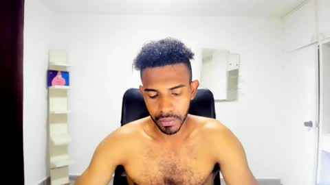 bruce_1111 online show from September 2025 07:25:02 PM