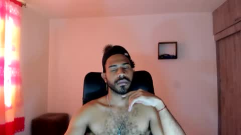 bruce_1111 online show from June 2026 06:54:02 PM