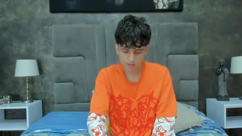 Snapshot of bruce_hans chatting on May 2026 11:47:01 AM Bruce Hans online show from May 2026 11:47:01 AM