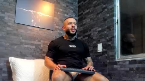 brucedallas online show from October 2025 11:26:02 PM