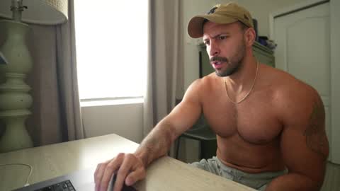 onlyfans BRUCESTRYKER online show from February 2026 02:16:02 PM