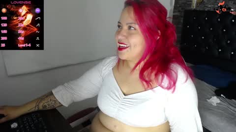Bruja SCarlata online show from February 2025 06:46:01 PM