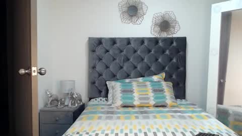 Violetta online show from September 2025 03:09:02 AM